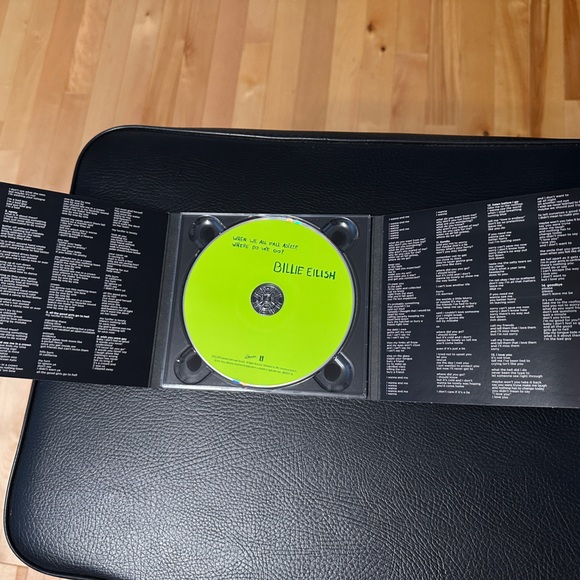 Billie Eilish - When we all fall asleep where do we go Album CD - Picture 3 of 5